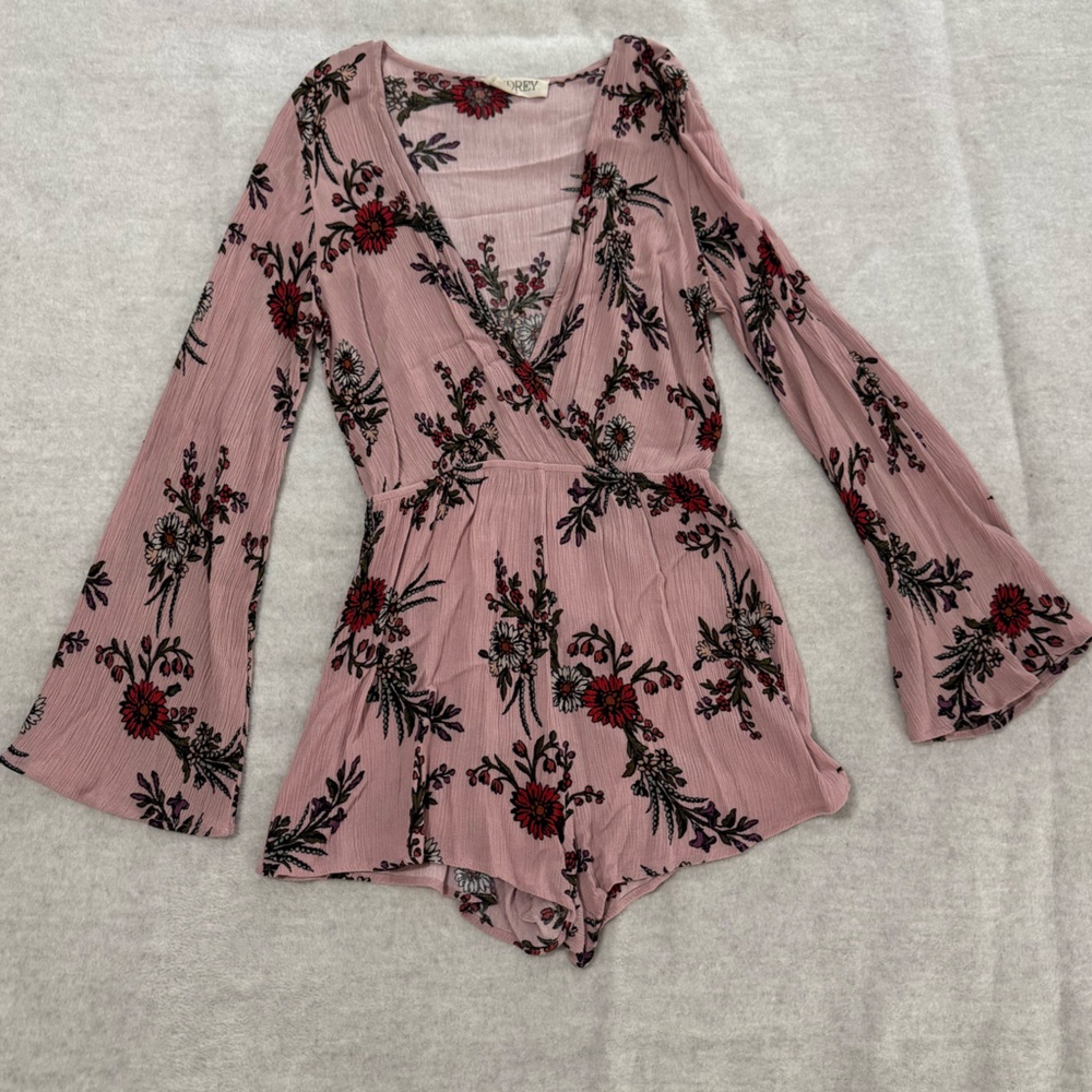 Audrey 3+1 pink floral romper
